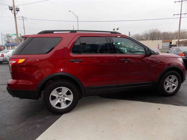 Ford Explorer 2014 photo 2